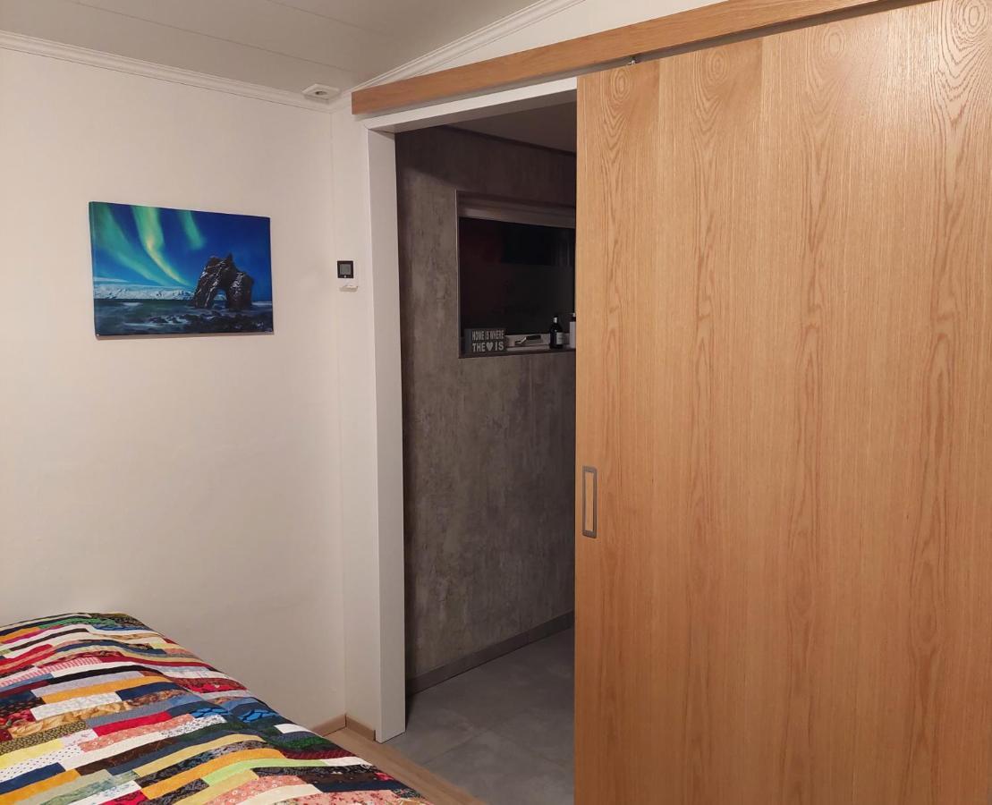 Apartment In The Center Husavik Bagian luar foto